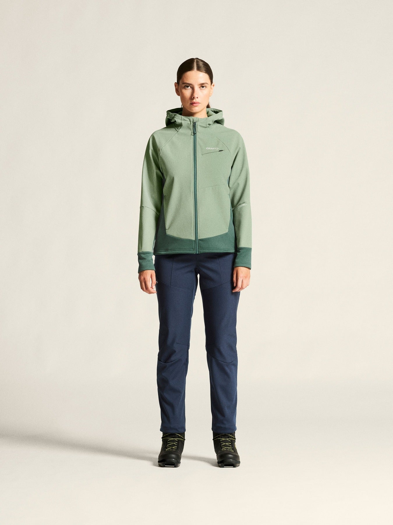 CRAFT ADV Backcountry Hybrid Jacket W Oceana/Atlantic close-up